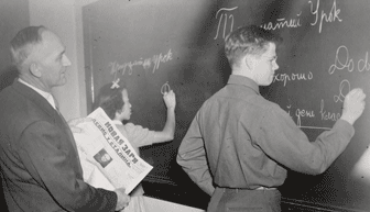 Dean of Science Francois Gilfillan teaching Russian, ca. 1943
