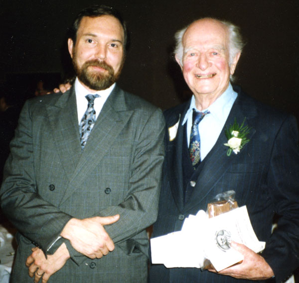 Tom Hager and Linus Pauling