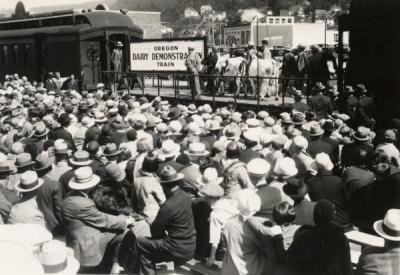 Oregon Dairy Demonstration Train, 1929-1930.