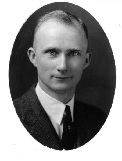 Portrait of E. B. Lemon, ca. 1910. Lemon received a business degree from Oregon Agricultural College in 1911, and worked as a part-time accounting instructor until 1943. Lemon also held the office of University Registrar from 1922-1943 and was Dean of Administration from 1943-1959.