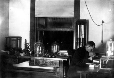 An entomologist in the laboratory, ca 1910s.