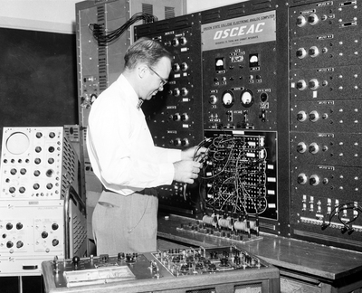 electronic-analog-computer.jpg