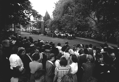 Dedication of the campus gates