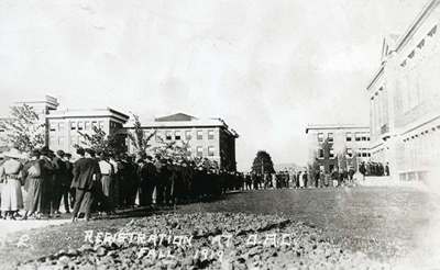 Fall Term Registration, 1919